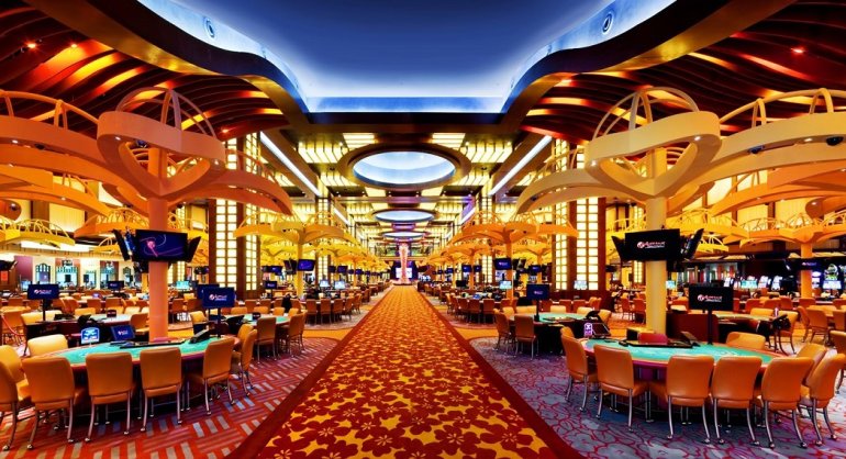 зал дорогого казино
